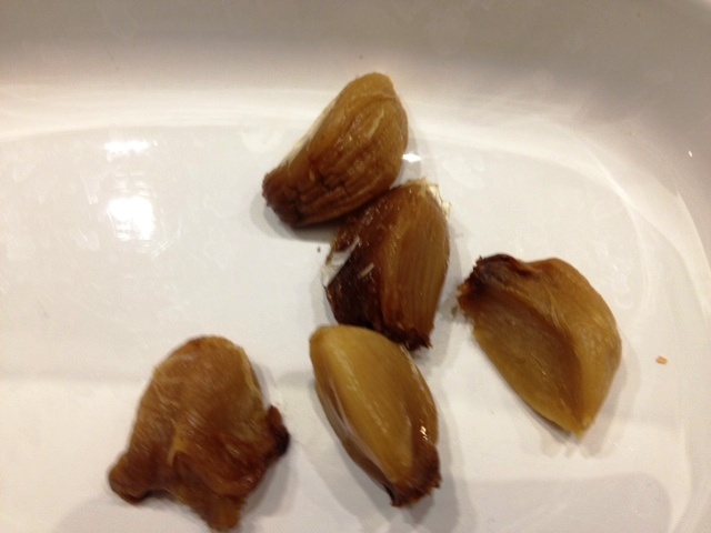 Peeled Smoke Roasted Garlic